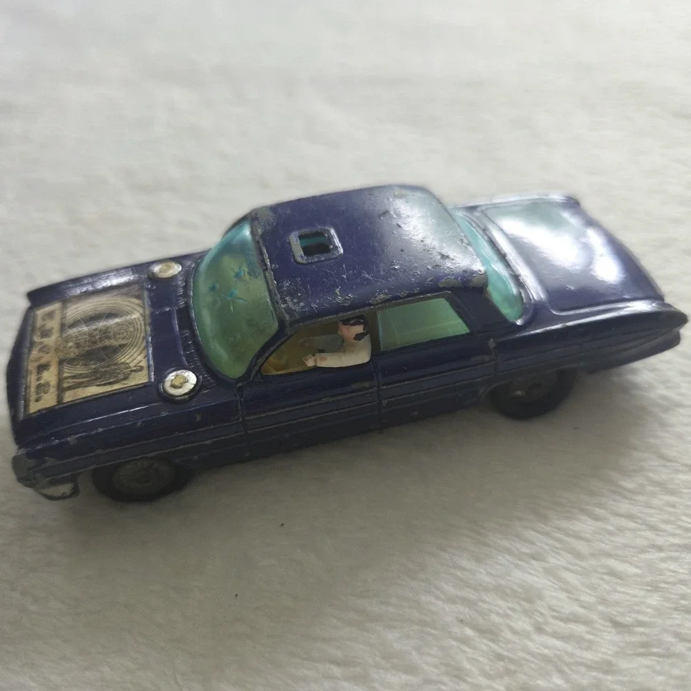 CORGI TOYS 497 OLDSMOBILE SUPER 88 THRUSHBUSTER MAN FROM UNCLE U.N.C.L.E ABM